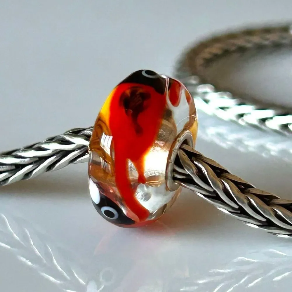 TROLLBEADS Red Black & Yellow Bird Critter Unique LAA 925S NEW! Shimmer Base